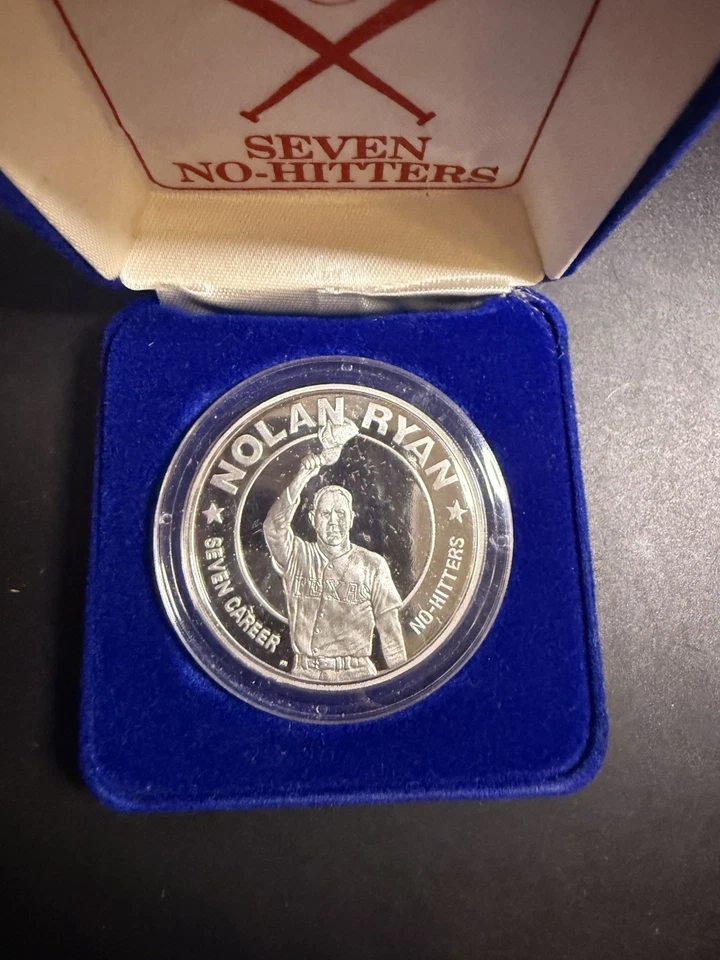 Nolan Ryan 7 No Hitter 1oz .999 Silver COIN - VIN3 - Image 2 of 2