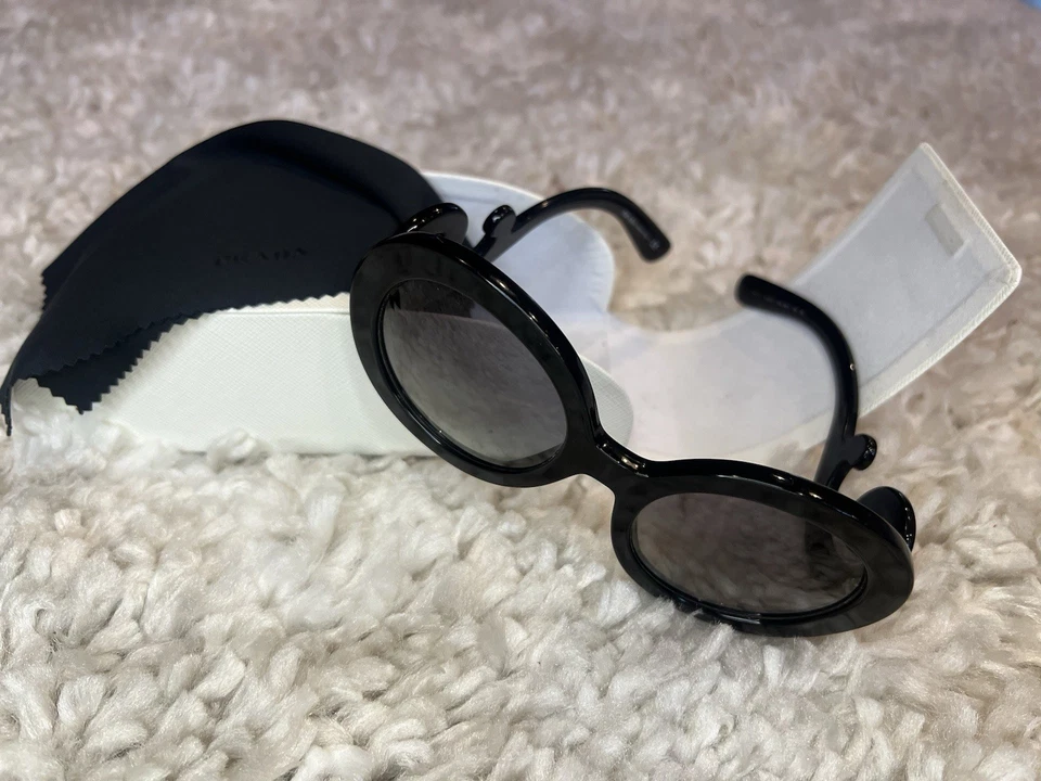 罕见普拉达太阳镜黑色 SPR 27n 带盒和清洁布 — 第 3/4 张图片