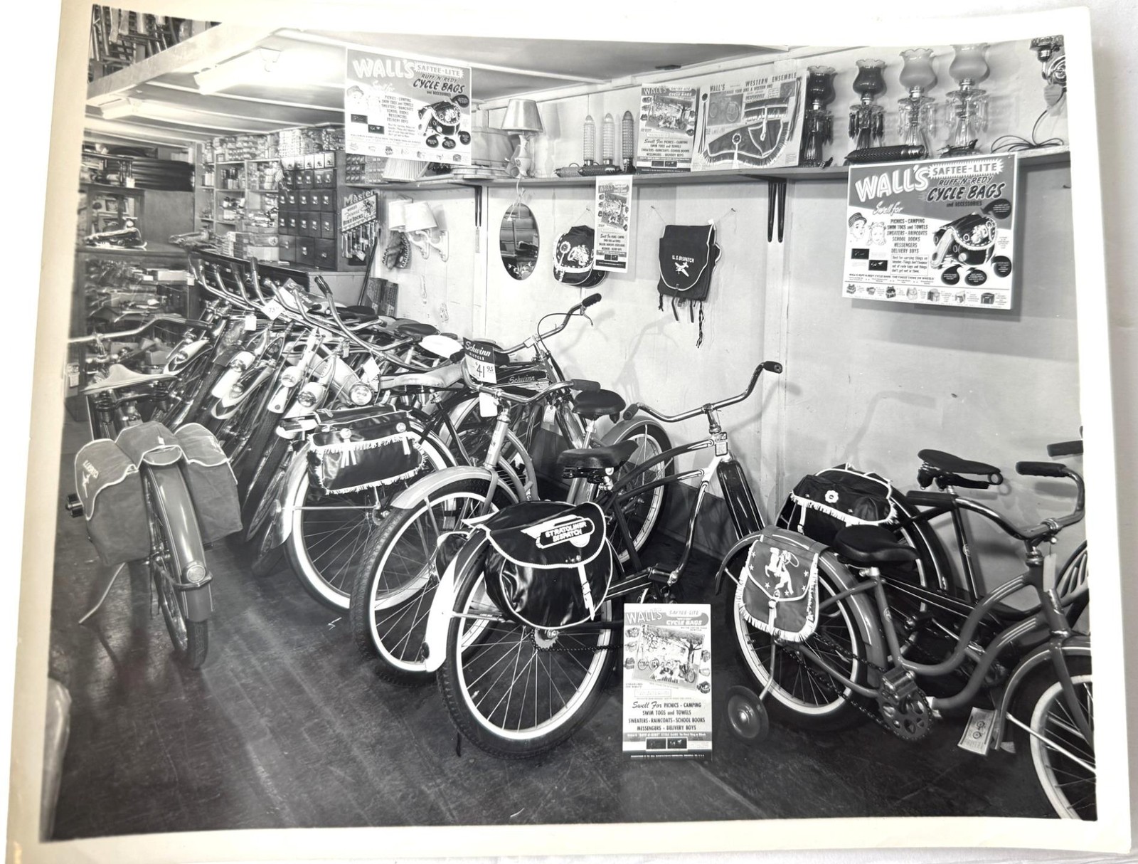 Trade Show Picture Photograph 8x10 Wall's Safetee-lite Cycle Bag