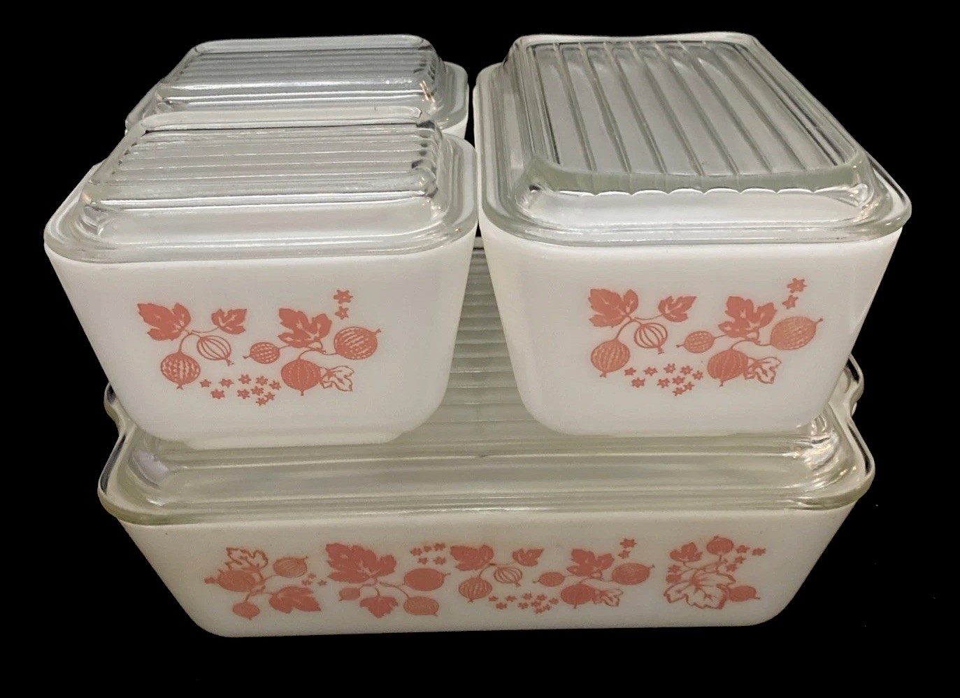 Vintage Pyrex Pink Gooseberry Refrigerator Dishes With Lids Set Of 4