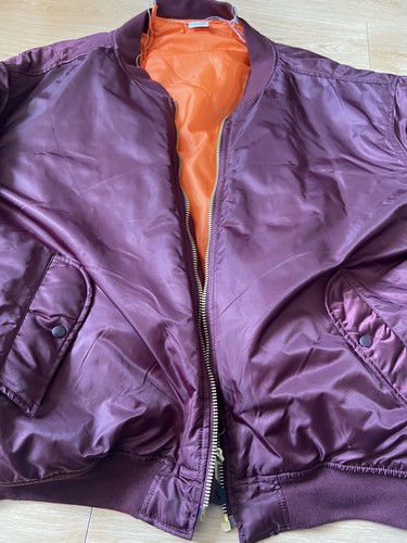 Vetements AW16 reworked oversized bomber jacket OG - Picture 3 of 11
