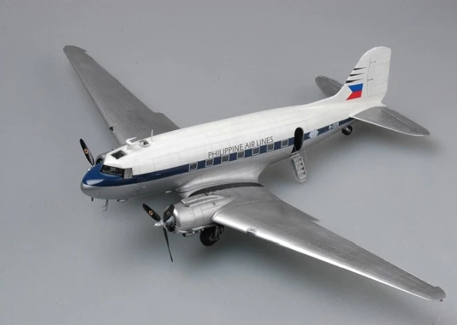 C-48C SKYTRAIN TRANSPORT AIRCRAFT 1/48 aircraft Trumpeter model plane kit 02829 - Image 2 of 4