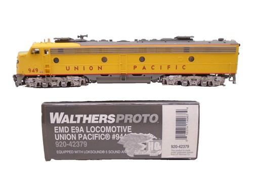 Walthers HO Scale Union Pacific 932 6394 Train OPEN BOX WALTHERS
