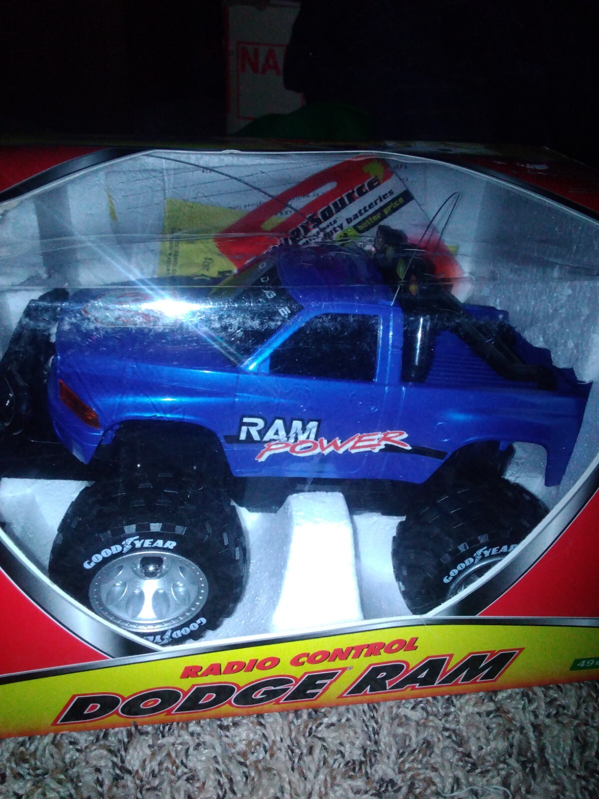 Picture 2 of 9