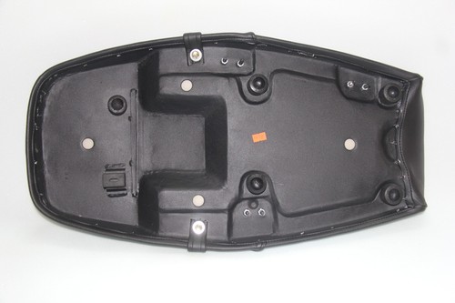 Yamaha XS750 SE SF Special Standard 1978-1981 motorcycle seat saddle CODE: L8264 - Imagen 4 de 9