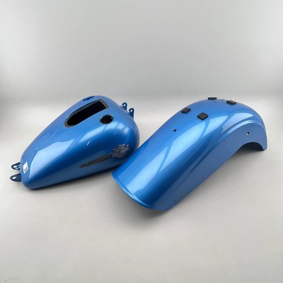 Harley Davidson Dyna Fat Bob Twin Cam Kraftstofftank Fender Hinten 61723-01 Blau