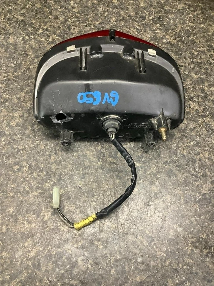 Задний тормозной фонарь 07 Hyosung Avitar 650 GV650 511 - Изображение 2 из 4