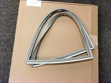OEM Whirlpool W10846057 Bottom-Mount Door Gasket