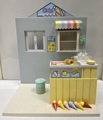 Chabel Ice Cream Parlour Playset Helados Spanish Vintage