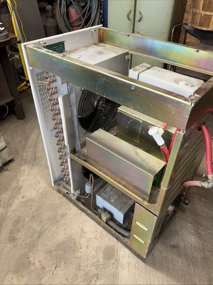 Lytron Coolix 4000 Chiller Cath Lab RC7141G3 460v 3 Phase For