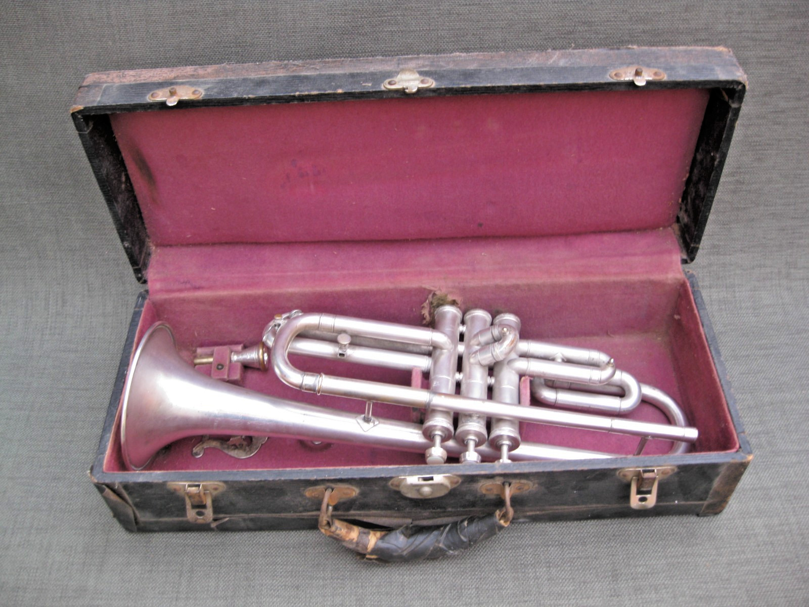 Vintage 1925 Cavalier Trumpet – Martin Elkhart Build – Orig. Case & Mouthpiece