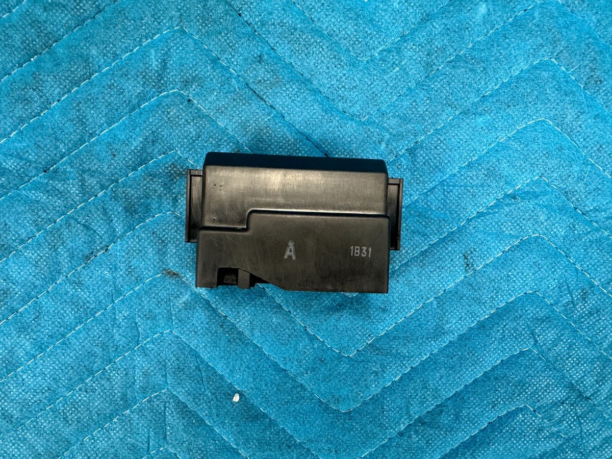 Lexus LS500 LS500h Semiconductor Power Integration Control Module