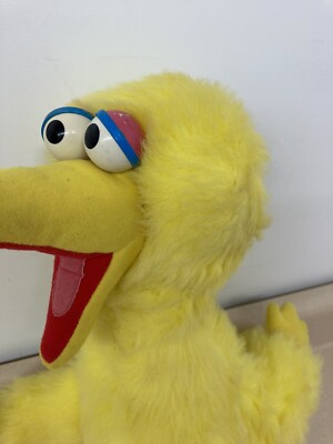 Vintage 1986 Sesame Street Talking Big Bird Plush Yellow Pull