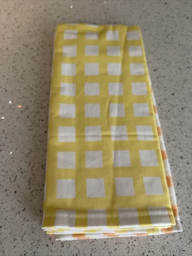 SUMMER Life Is Sweet Pineapple KITCHEN TOWELS 2 Pc Set NWT - Picture 3 of 5