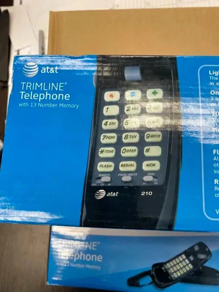 Teléfono con cable AT&T 210 Trimline negro vintage sin abrir con memoria numérica 13 Foto 4 de 4