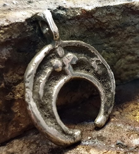 Ancient Solid Silver Neck Pendant Moon Shaped ''Lunula'' - Picture 7 of 14