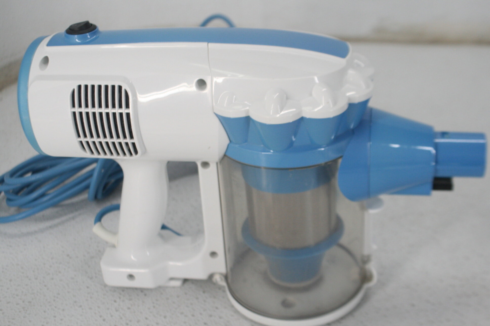 MOOSOO D601 Corded Stick Vacuum Cleaner w Electric Brush For Hard Floor