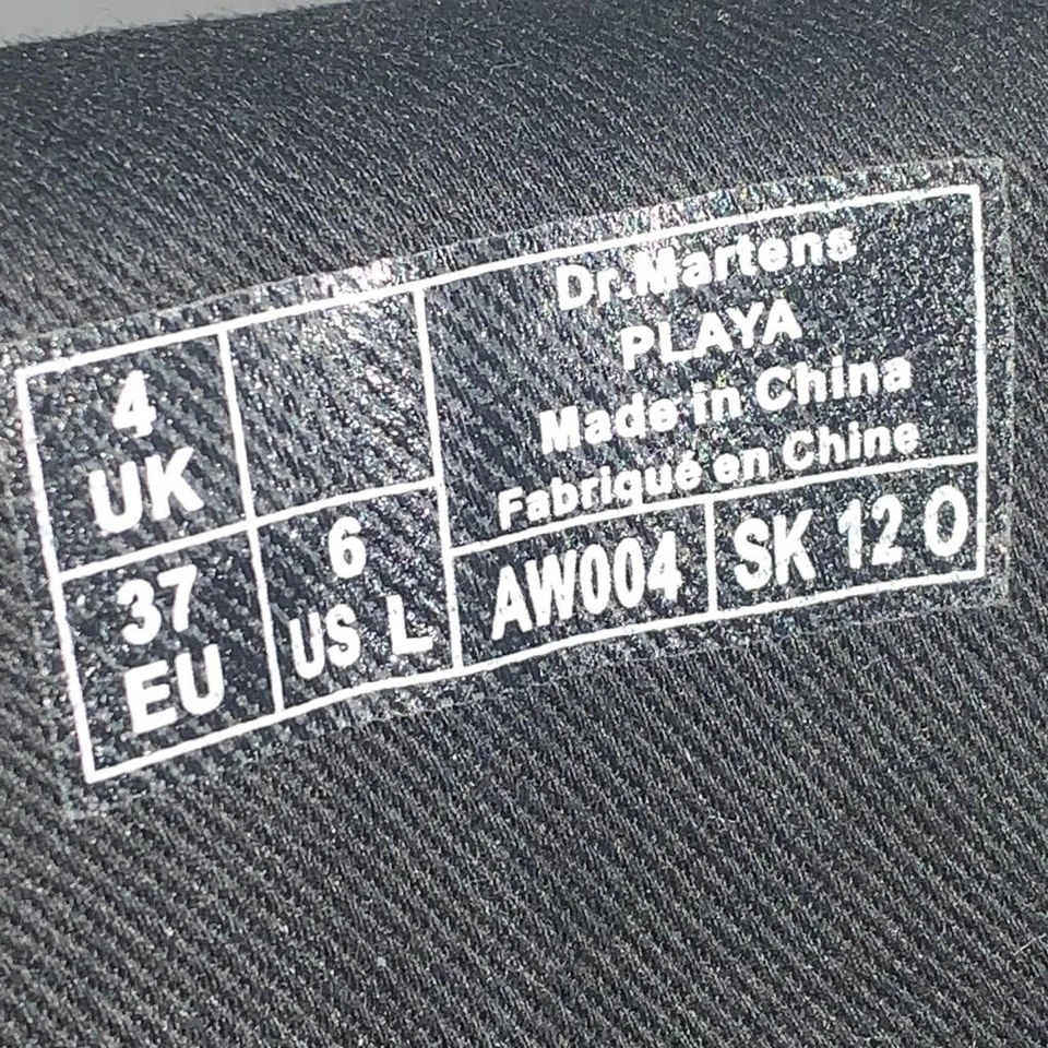 Botas femininas Dr. Martens tamanho 6 Playa couro cinza metálico com zíper renda - Imagem 3 de 4