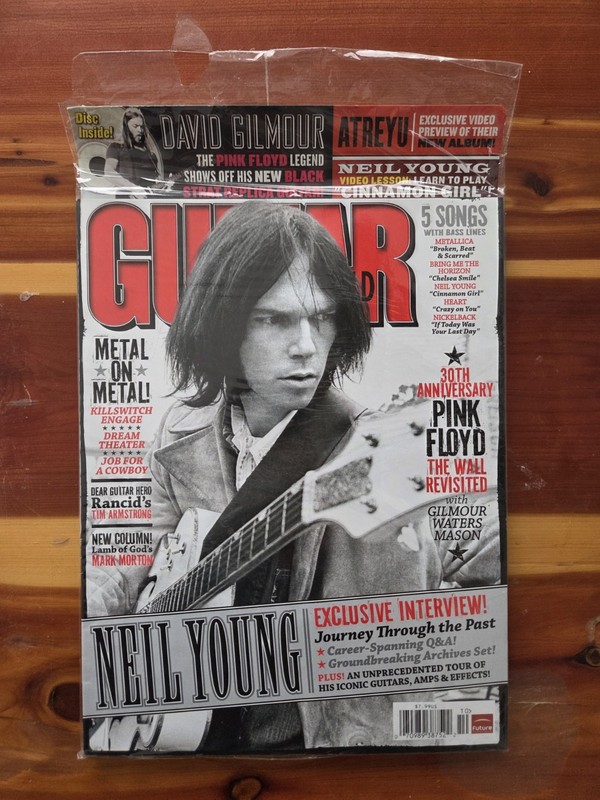 GUITAR WORLD Oct 2009 Neil Young Pink Floyd The Wall SEALED NEW w/ CD DVD
