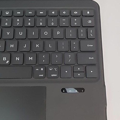 ESR Ascend Keyboard Magnetic Detachable Case for iPad Air 5/4 & iPad Pro 11 - Picture 10 of 11