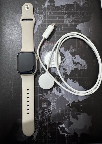 Apple Watch Series 7 41mm Aluminium Case with Sport Band - Starlight, Regular... - Zdjęcie 4 z 9