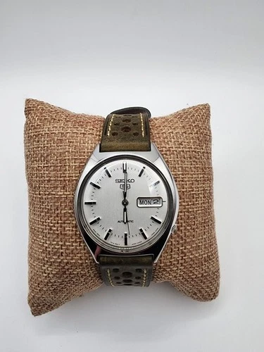 Vintage Seiko 5 men's watch automatic 6309-8670