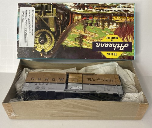 Athearn HO Scale Crown 40-FT D&RGW Box Car Gold&Silver - 第 1/4 張圖片