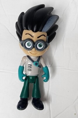 Romeo PJ Masks Deluxe Action Figure Just Play Villain Inventor 