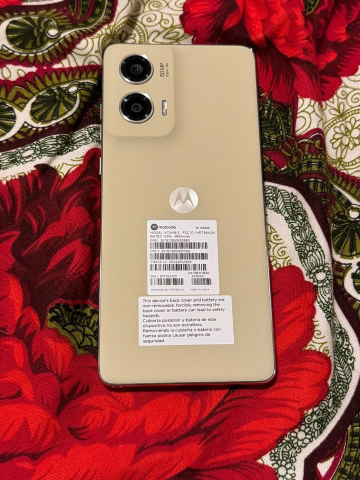 Motorola Moto G Stylus (2024) - 128 GB - Amarillo (CricketWireless) Foto 3 de 4