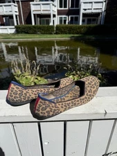 Rothy’s round toe animal print knit slip on shoes New Sz 9
