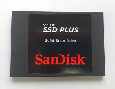 SanDisk 240GB SSD Plus 2.5'' Festplatte