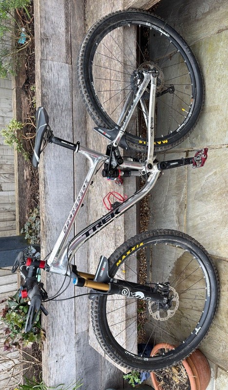 Trek fuel ex 9 evo full suspension bike.29”wheels.beast of a bike