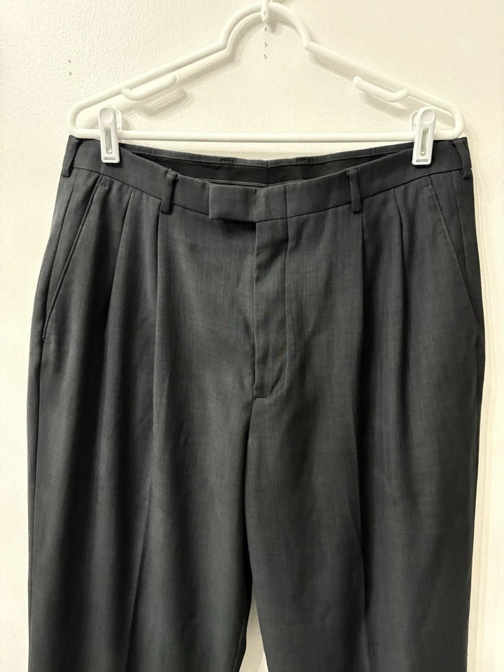 Pantalones de vestir negros para hombre talla 36x32 Claiborne plisados puños delanteros clásicos sin hierro Foto 3 de 4