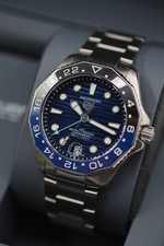 TAG Heuer Aquaracer GMT Batman 42mm Watch 300M 2025 Full Set WBP5114.BA0013