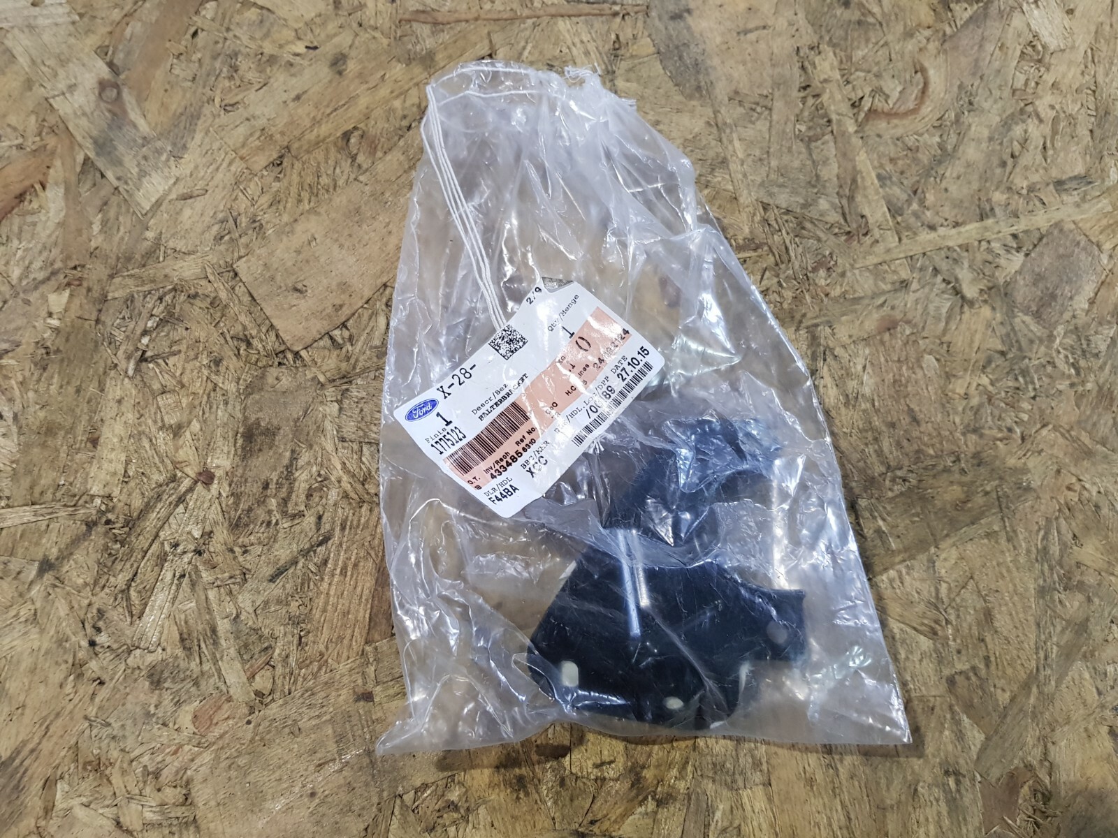 Genuine Ford Cooling System Hose Bracket 1775123 for sale online  