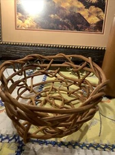 Vtg Primitive Rustic Country Grapevine Basket 9” Handmade Cottage Farmhouse