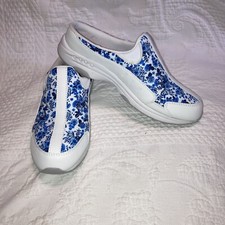 Easy Spirit Traveltime Mule Womens Slip On 7N US White Blue Floral NWOT Or Bo