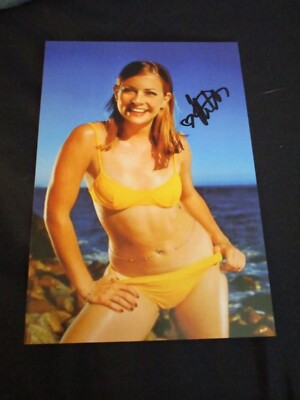 MELISSA JOAN HART Signed 4x6 SEXY Photo SABRINA THE TEENAGE WITCH