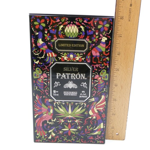 Tequila PATRON Plata Edición Limitada Vacía Coleccionista Caja de Lata Artista Smithe - Imagen 9 de 9