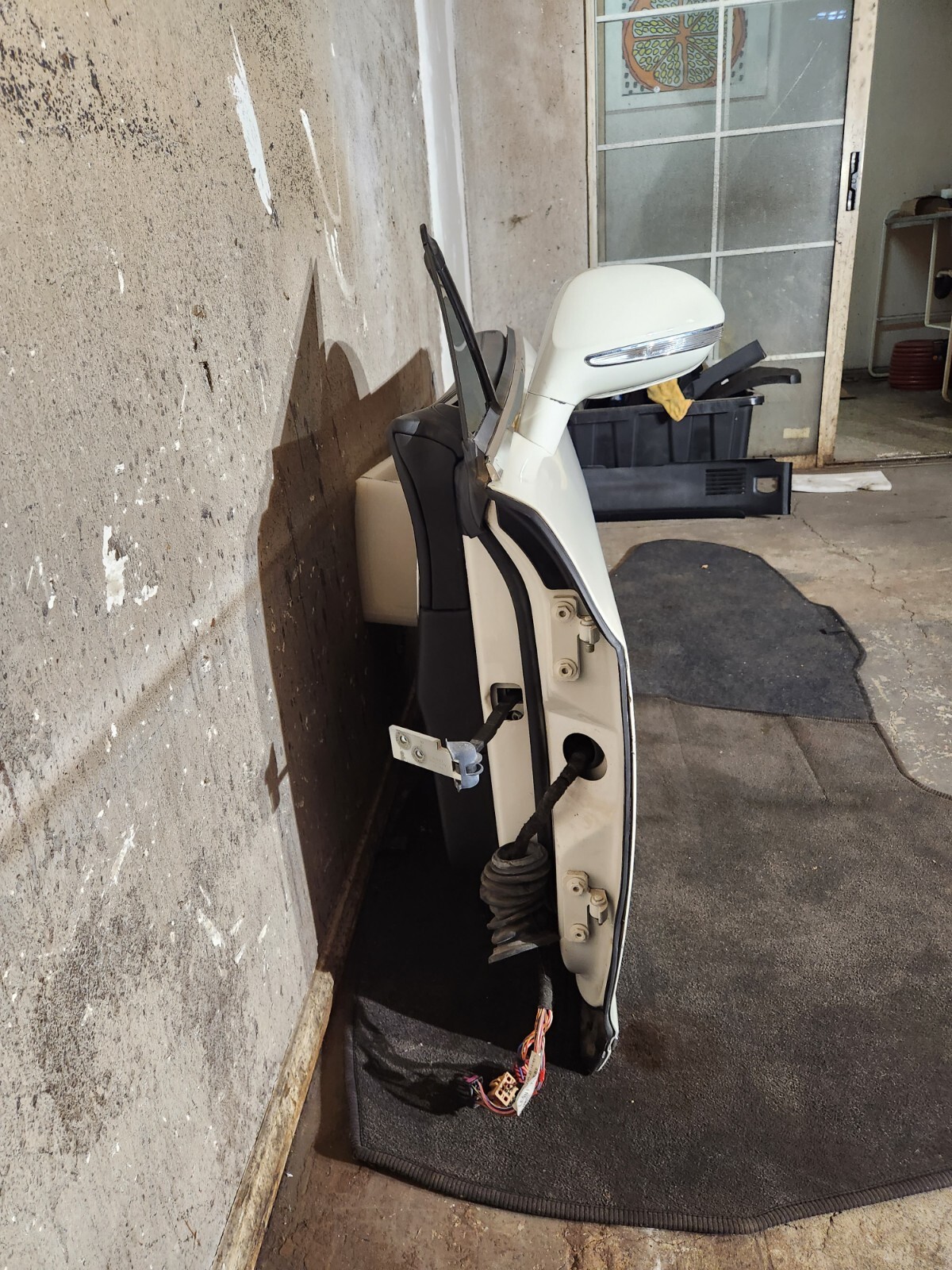 2010 Bentley GTC Driver Side Door Complete Assembly