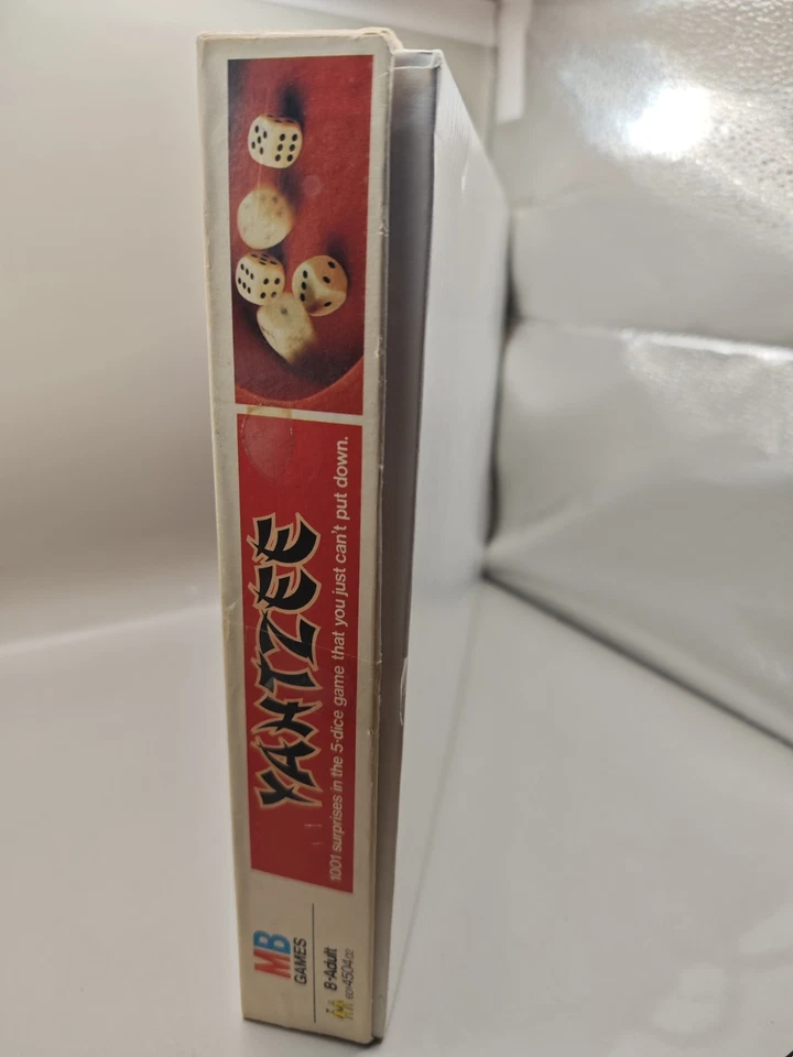 Vintage Yahtzee Dice Game MB Games 1976 Board Game Complete  - Image 3 of 4