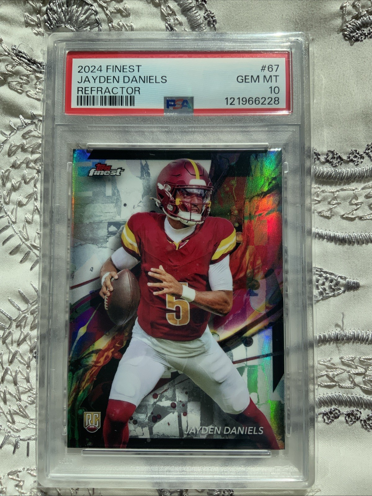 2024 Topps Finest - Common Jayden Daniels #167 Refractor (RC) PSA GEM MINT 10