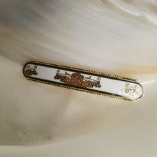 Vintage White Enamel Floral Bar Brooch Gold Tone Rose Design Elegant 5.5cm