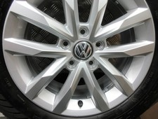 215/60 R16 Sommerreifen Alufelgen orig. VW Modell Sepang für Passat Typ B8 3G