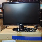 LG W2253TQ LCD 22" Monitor — photo 2