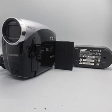 Samsung VP-DX100 Handheld DVD-RW Camcorder Black Tested Full Working Set