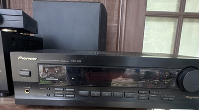 Pioneer VSX-108 210W Dolby Pro Logic Audio Multi-Channel Receiver AM/FM Radio