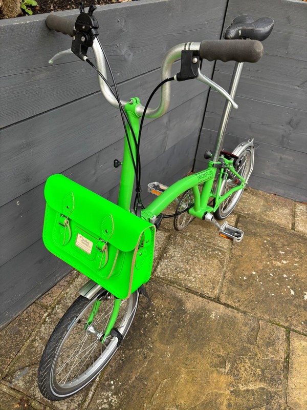 Brompton M3L C Line equivalent Folding Bicycle in Apple Green + Leather Satchel