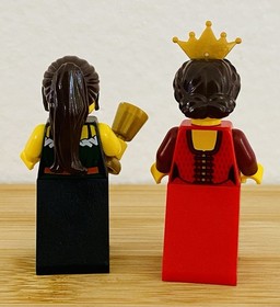 Lego Castle Kingdoms Queen Minifigure cas504 Peasant Barmaid cas471 10223 7952