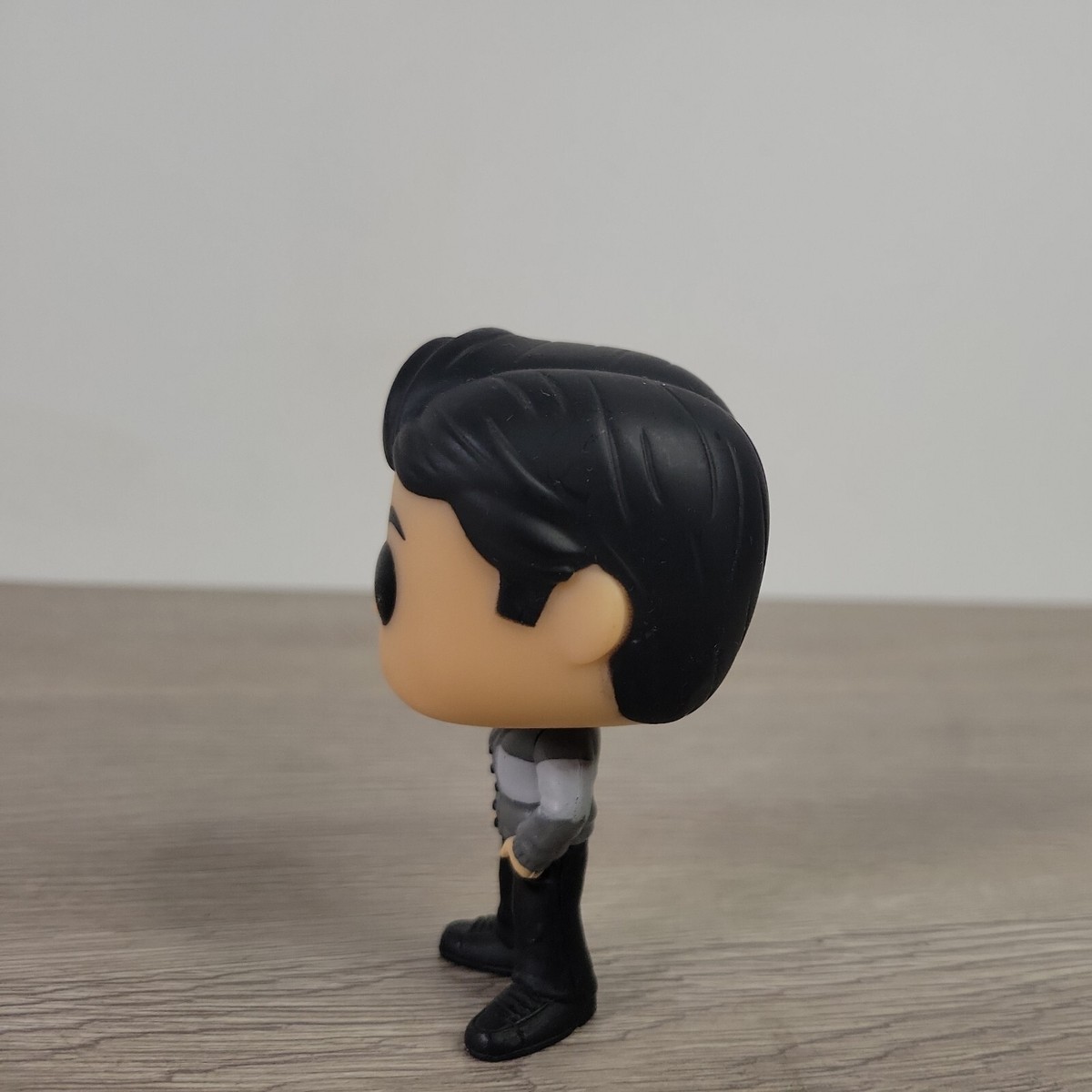 Funko Pop! Gotham BRUCE WAYNE Vinyl Figure #77 Loose | eBay Funko Pop! Gotham BRUCE WAYNE Vinyl Figure #77 Loose | eBay